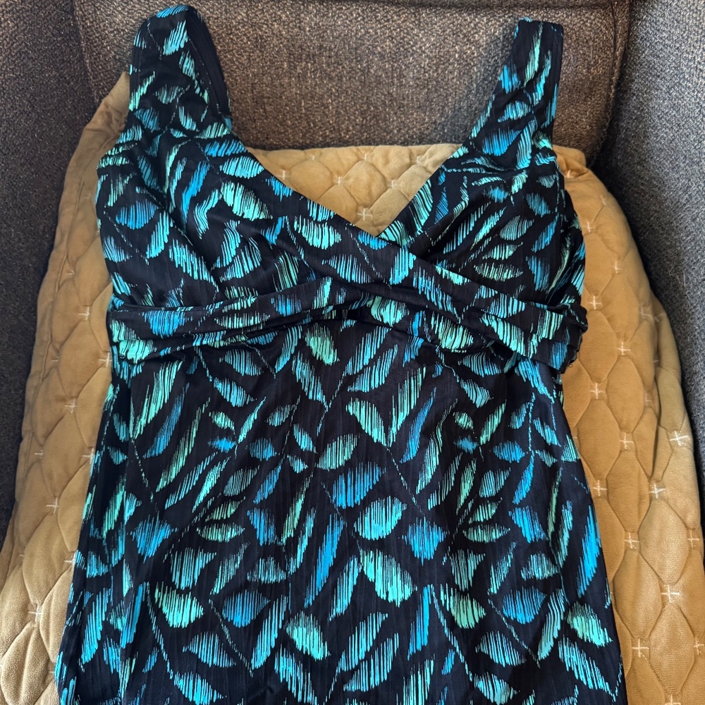 Sunsets Cascade Seagrass Texture Elsie Tankini Swim Top ,SIZE: 40F/38G/36H.